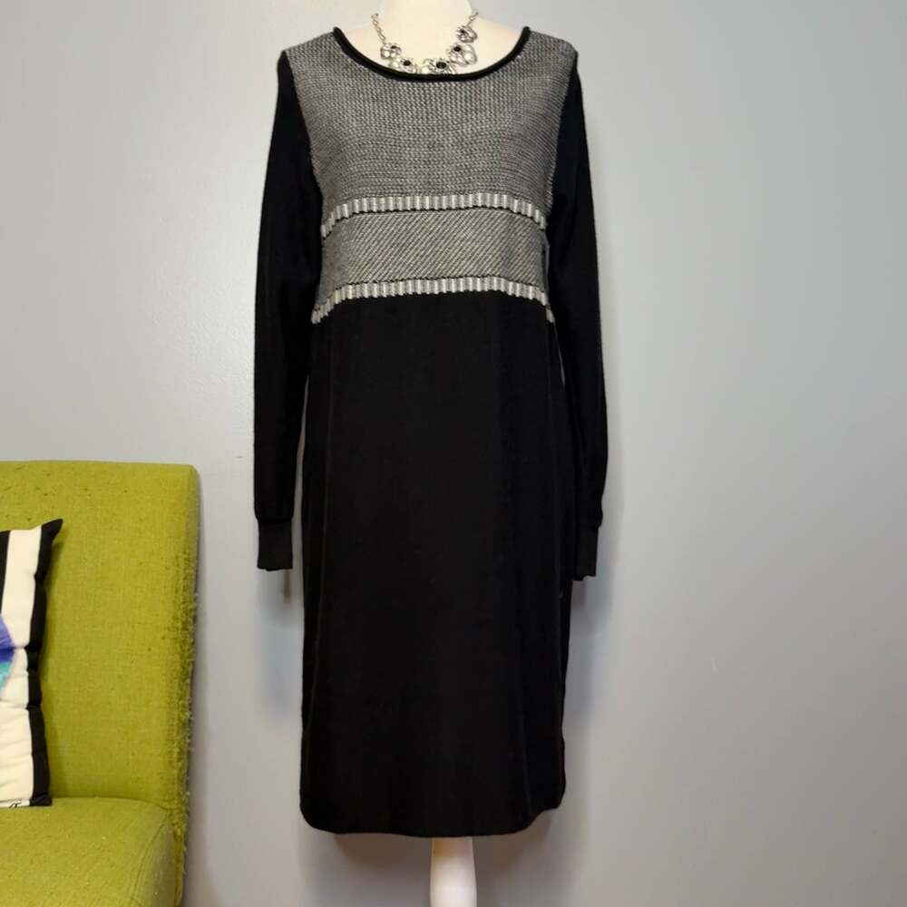 Athleta Cloudbreak Black White Merino Wool Knit Long Sleeve Sweater Dress